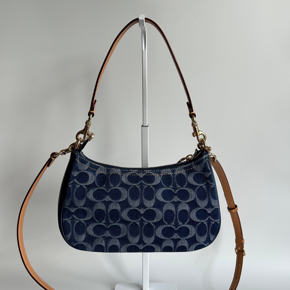 Coach Teri Indigo Signature Denim Leather Shoulder Bag Excellent - Picture 2 of 13